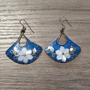 Vintage Alpaca Silver & Mother of Pearl Flower Dangle Earrings